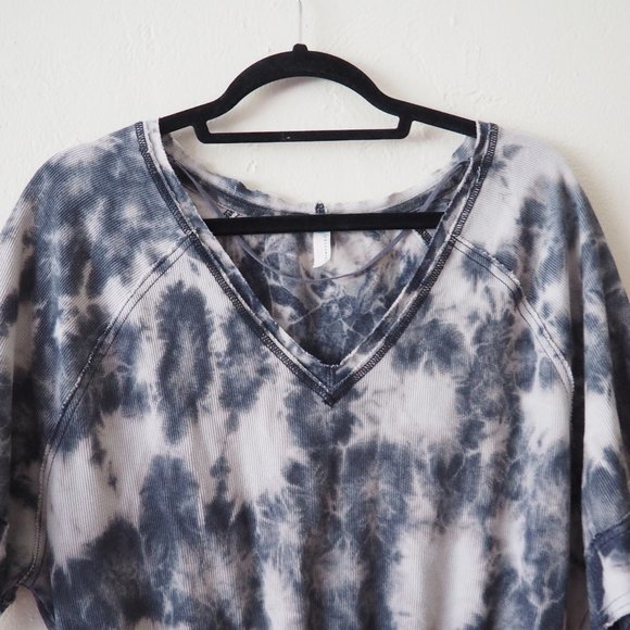 Free People Movement Main Squeeze Acid Tee sz xs - Picture 4 of 5
